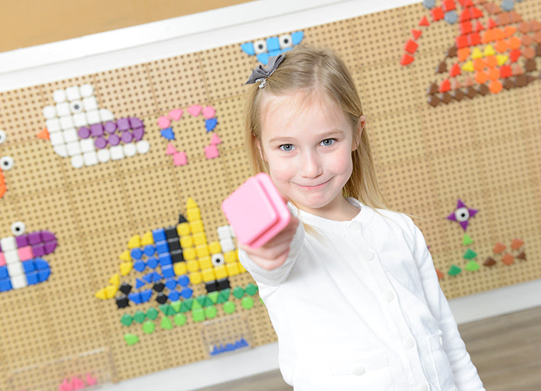 STEM WALL 32 Piece Geometric Shape Pegs (8 Colours) - Pack I