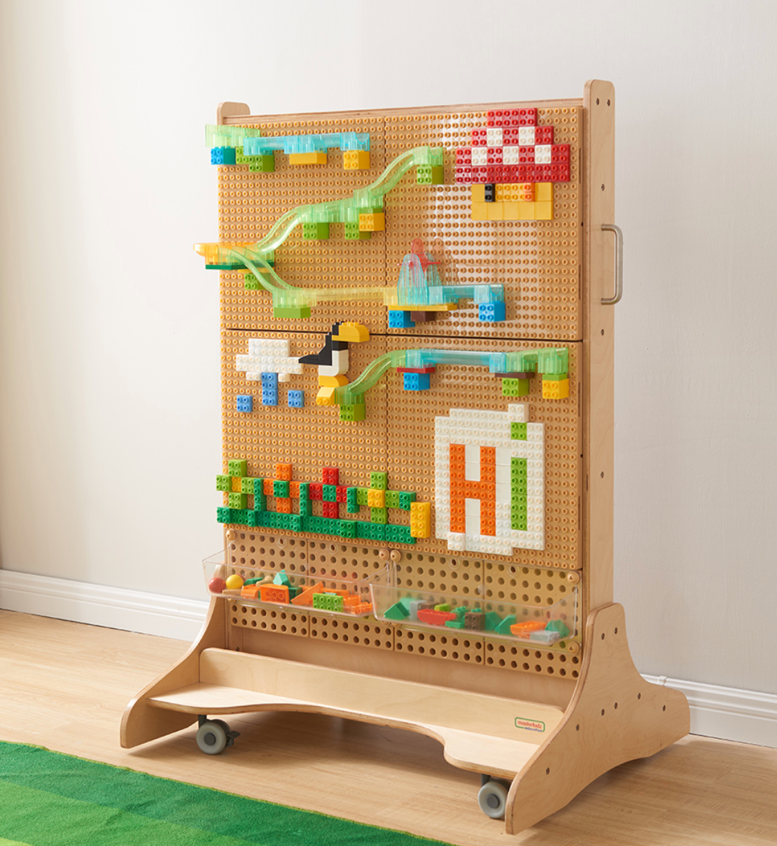 Free Standing STEM WALL 860L x 1250H